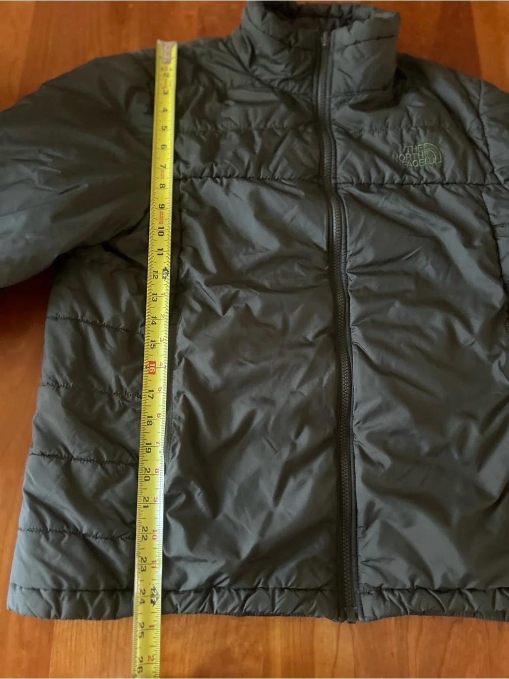 The North Face olive green Bombay lightweight puffer Size Medium